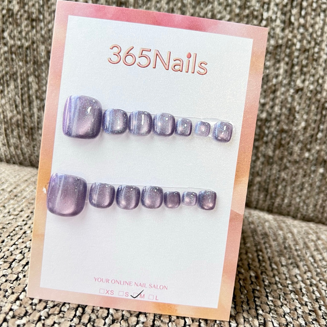 365nails: "olho de gato roxo esfumaçado" – pedicure postiça artesanal