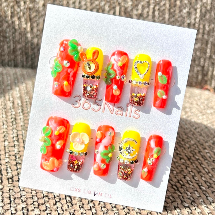 365nails: "Sunset Bunny Charm" – ongles press-on fait main, effet liquide en mouvement, mi-longs, forme carrée, 3cm