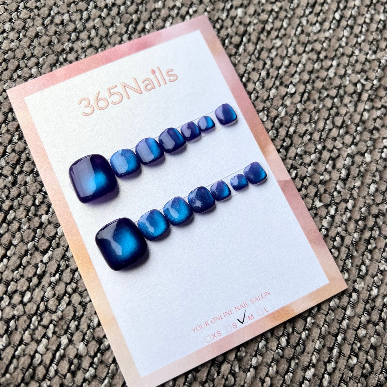 365nails: "deep ocean blue cat-eye" – handmade press-on pedicure