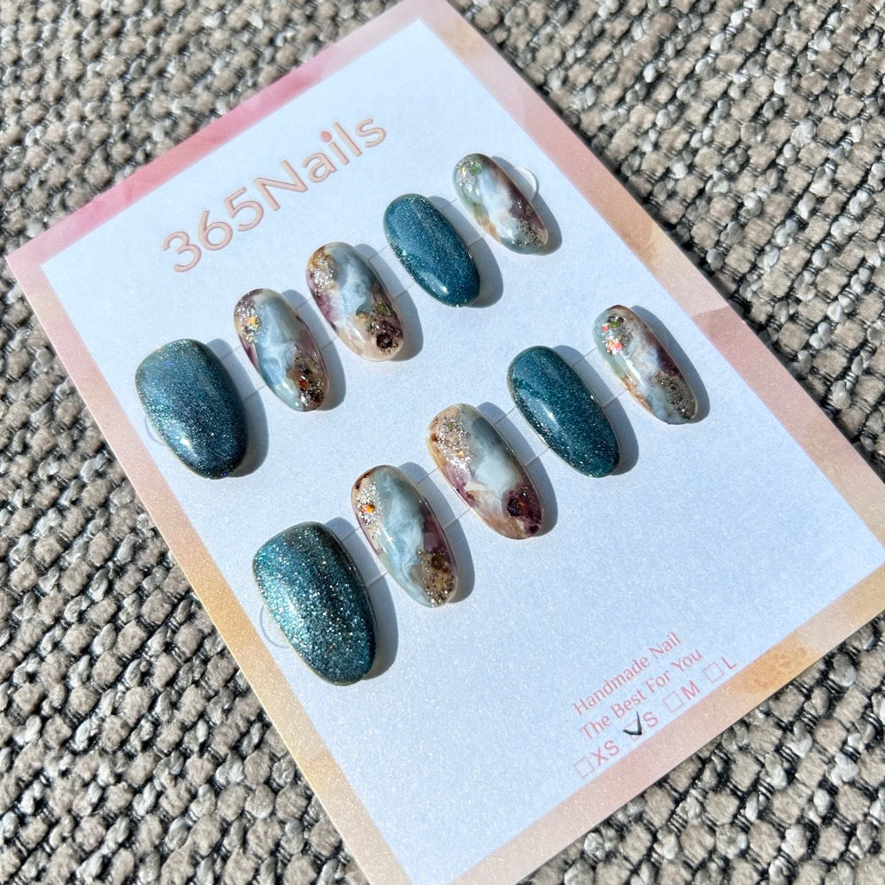 "Deep Forest Agate" – Dark Teal Green Cat Eye & Earthy Brown Marble with Gold Flakes Oval Nails