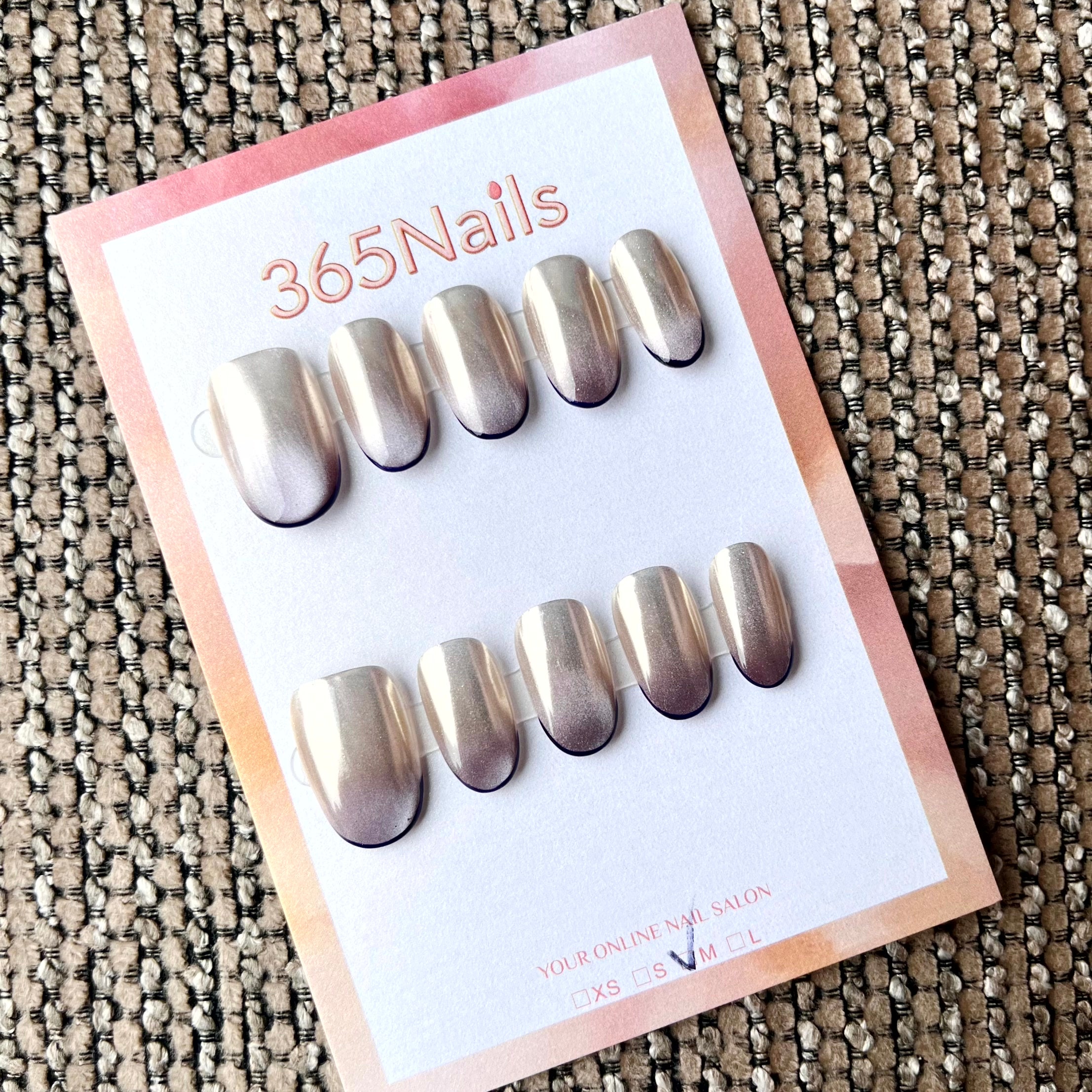 365nails : "Crépuscule doré" – Dégradé œil-de-chat fait main ongles carrés courts