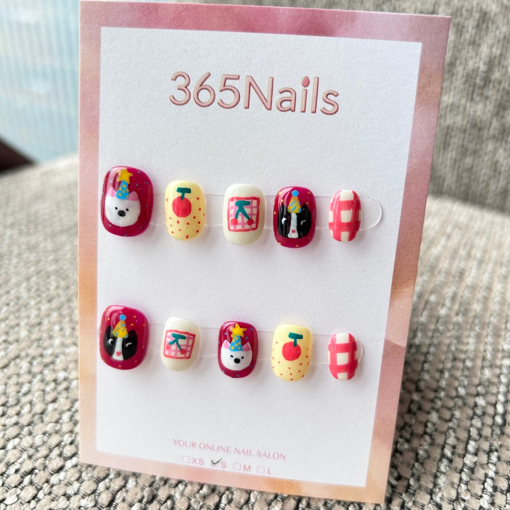 Cartoon & Dopamine: "Birthday Party Cats" – 3D Party Hat Cats, Hand-Drawn Cherry & Red Plaid Short Nails