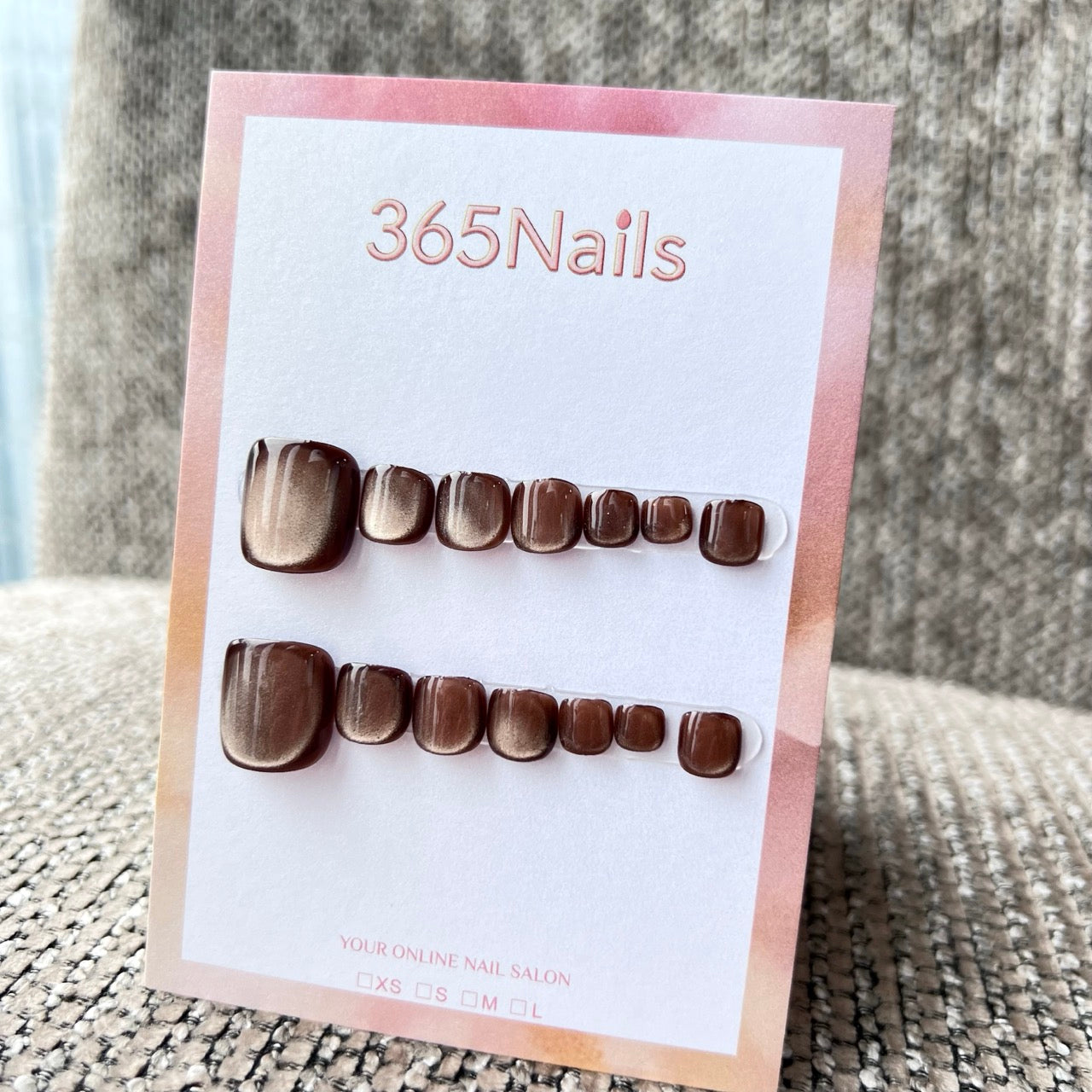 365nails: "rich chocolate cat-eye" – handmade press-on pedicure