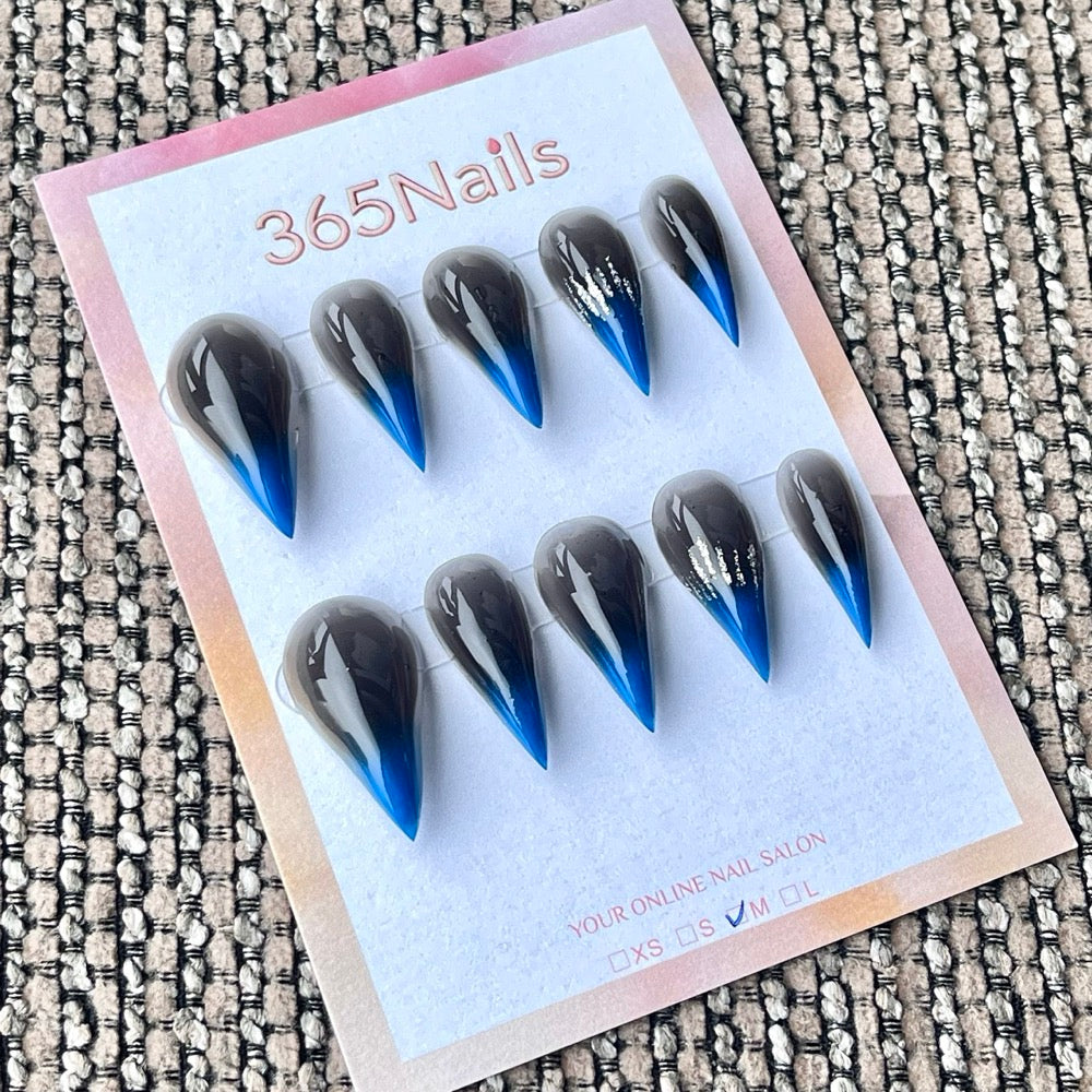 365nails: "Black Blue Gradient Silver Glitter Ombre" – Minimalist Handmade Long Stiletto Nails