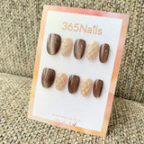 365nails: "Chocolate Cat Eye Diamond Grid" – handmade press-on nail