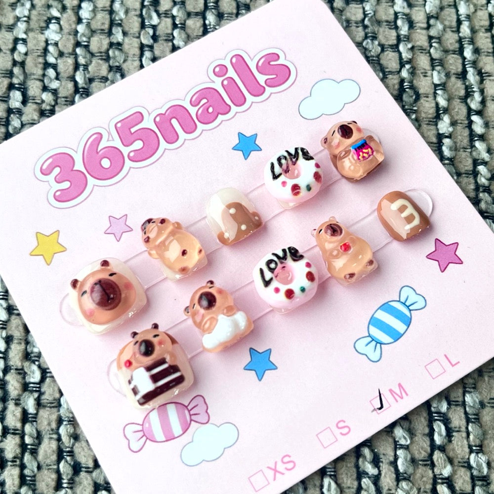 365nails: "Capybara Love" – 3D Character Handcrafted Sweet Short Square Nails