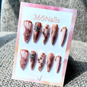 365nails: "咖啡蕾絲十字" – 手工製 長款 銳利尖形 穿戴甲