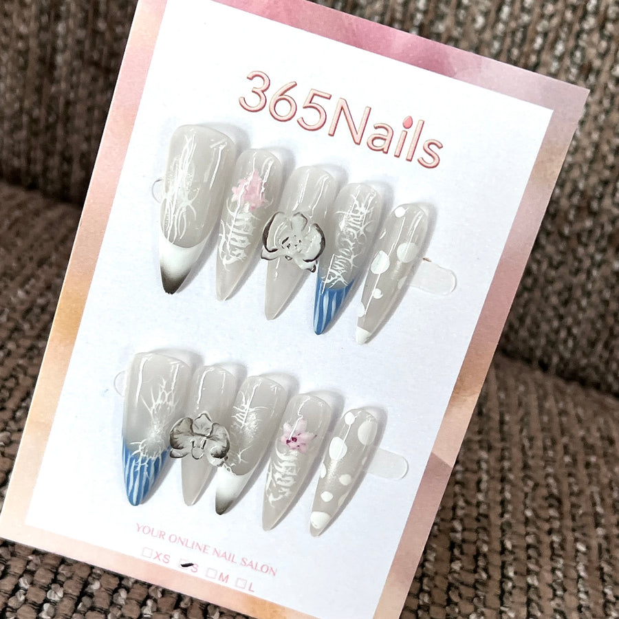 Pearl Bow - White 3D Charm Press-On Nails