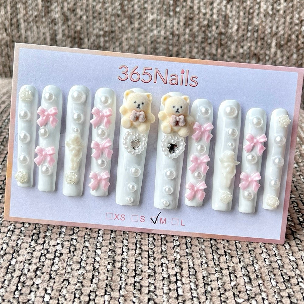 365nails: "White Bear Bow Flower Long" – Handmade Long Trapezoid Press-On Nails