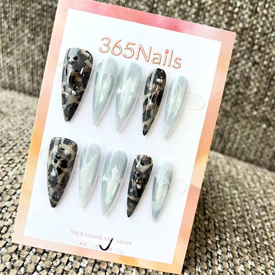 고딕 와일드: "Snake Veil" – 롱 스틸레토형 프레스온 네일｜365nails