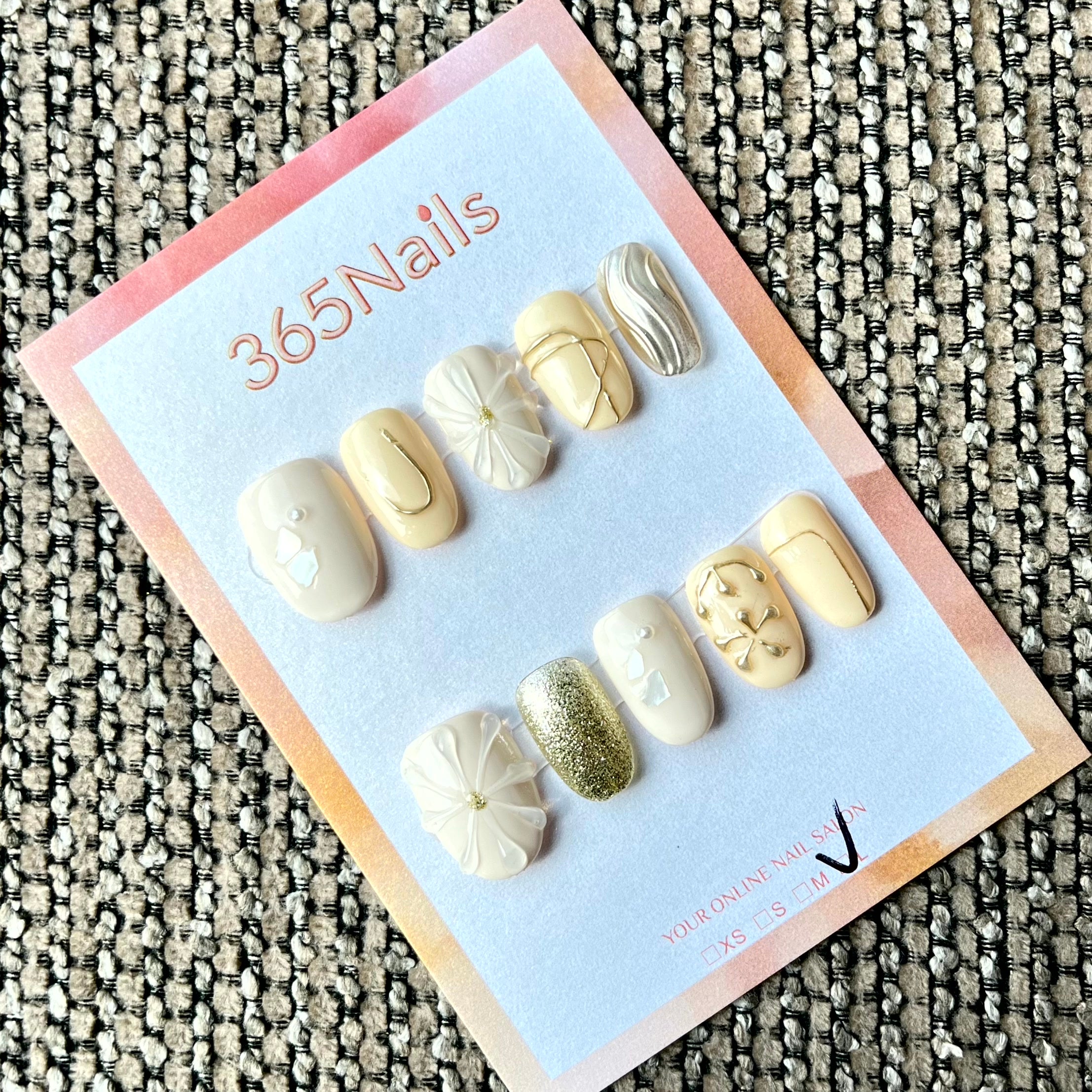 365nails: "Gilded Bloom" – Unhas Postiças Artesanais 3D com Flores e Glitter Quadradas Curtas