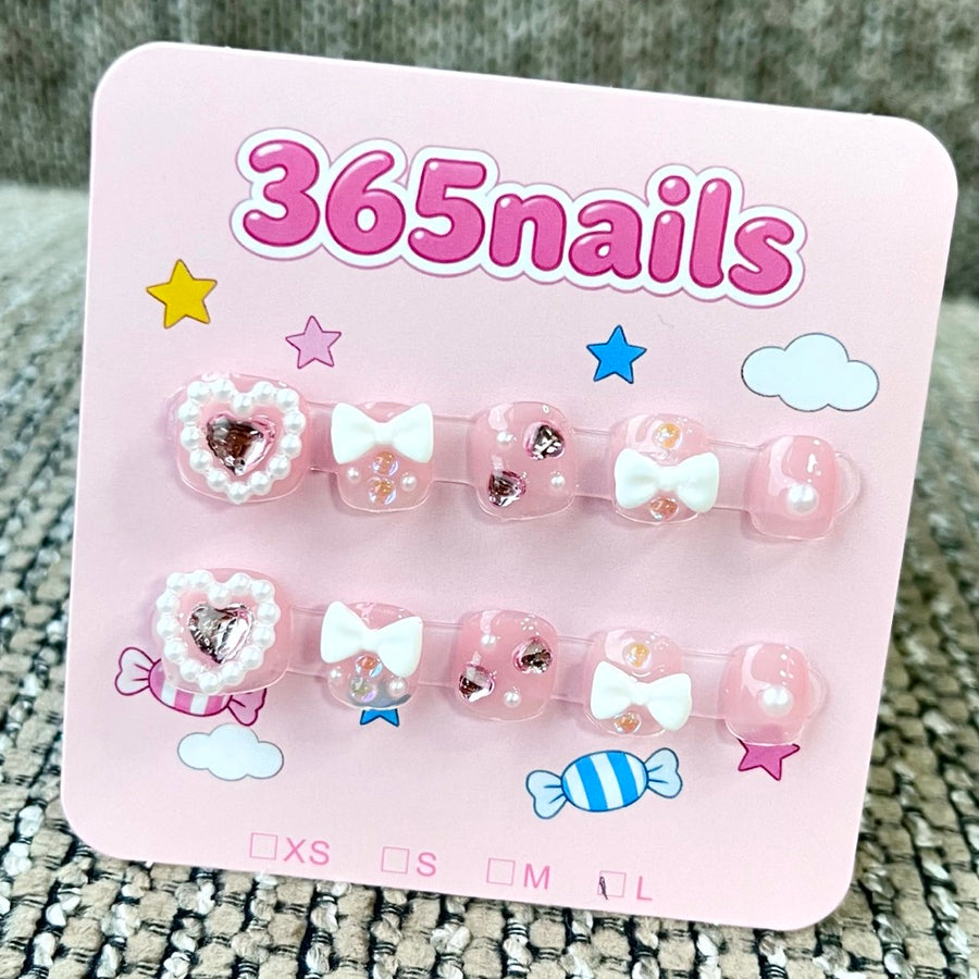 365nails: "Candy Heart" – 3D Bow Charm Handmade Short Square Nails