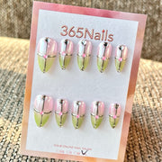365nails: "Cyber Heart Gradient" – Handmade Medium Stiletto Press-On Nails