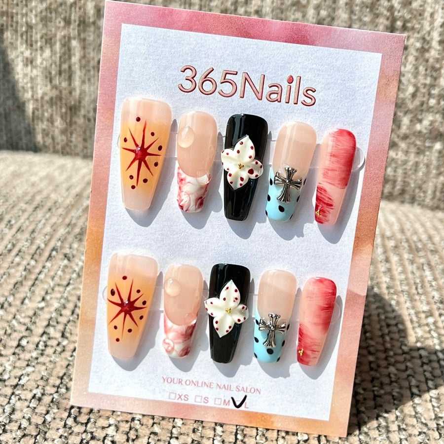 365nails 수제 미디엄 코핀형 프레스온 네일 - 누드 블랙 크로스 플라워 믹스