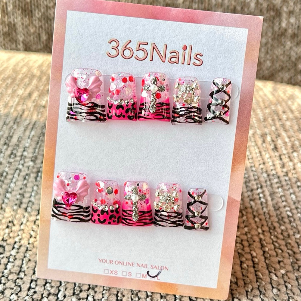 365nails: "Pink Black Y2K Cross" – Handmade Short Trapezoid Press-On Nails