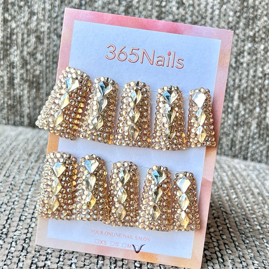 365nails: "황금 왕조" – 3D 크리스탈 & 라인스톤 수제 코핀형 네일