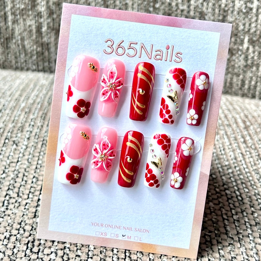 365nails: "Scarlet Petal" – Handmade Medium Square Press-On Nails