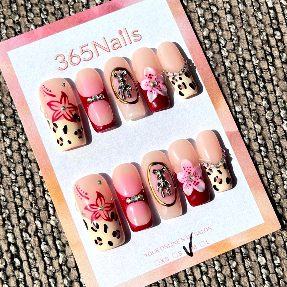 365nails: "Burgundy Chic" – Unhas Postiças Artesanais Amendoadas com Estampa Floral 3D e Dálmata