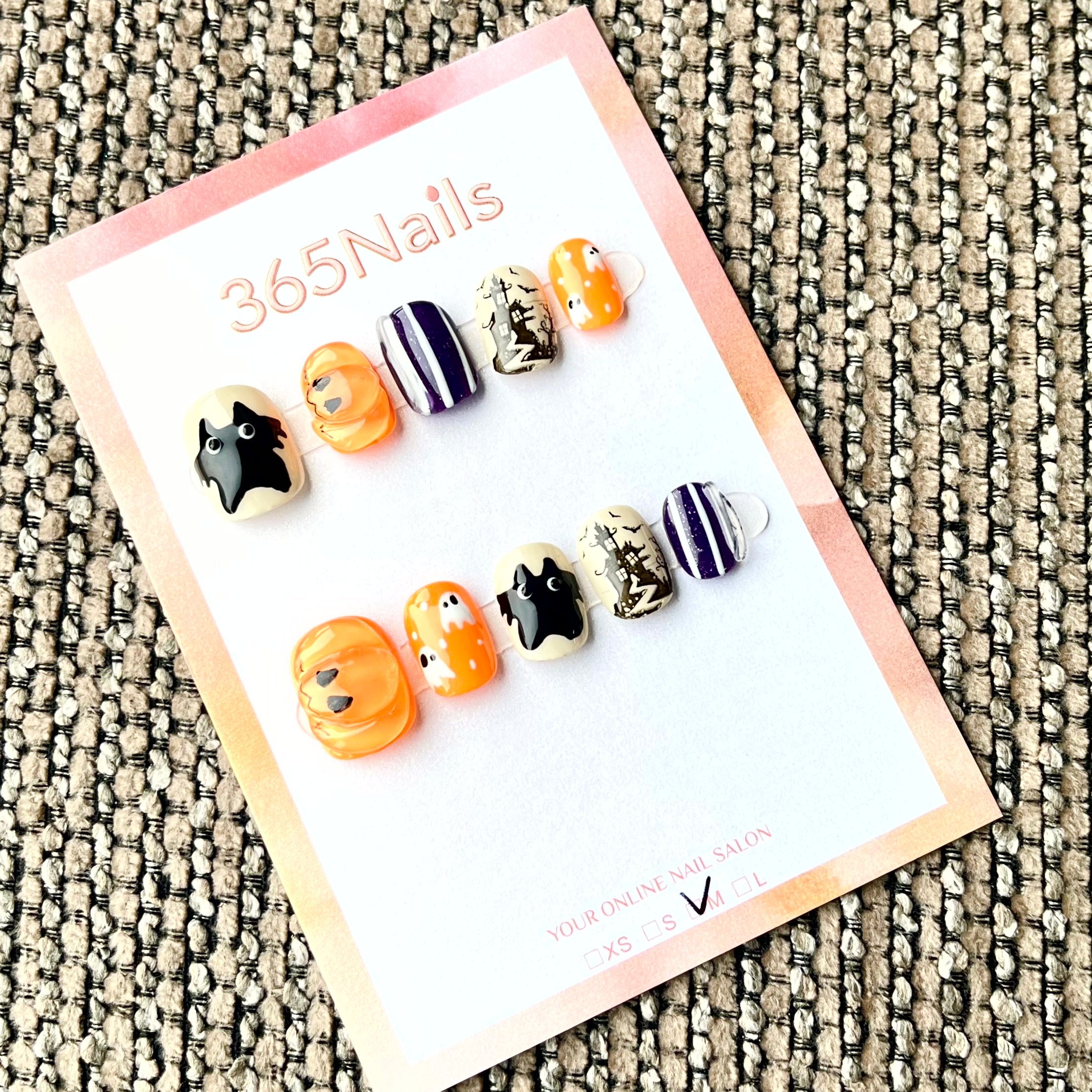 365nails: "Spooky Whimsy" – 3D 캐릭터 수제 숏 네일