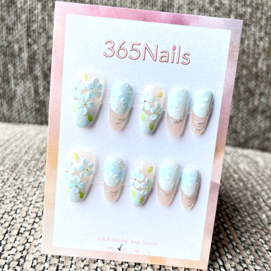 365nails: "Azure Blossom" – 3D 플로럴 수제 미디엄 아몬드형 네일