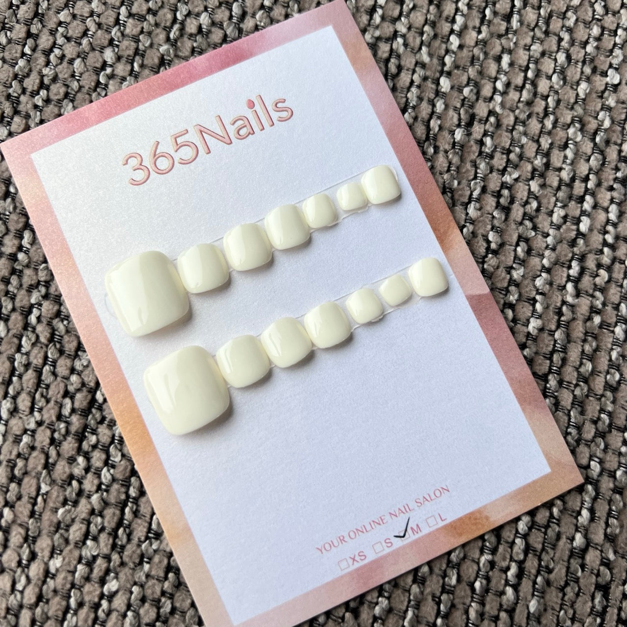 365nails: "creamy off-white solid" – handmade press-on pedicure