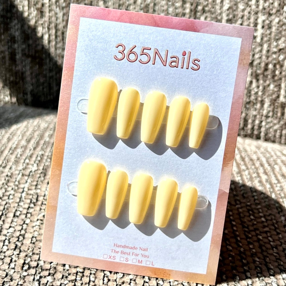 "Stylish Medium Coffin" - Solid Color Handmade Nails (20 Colors Available)