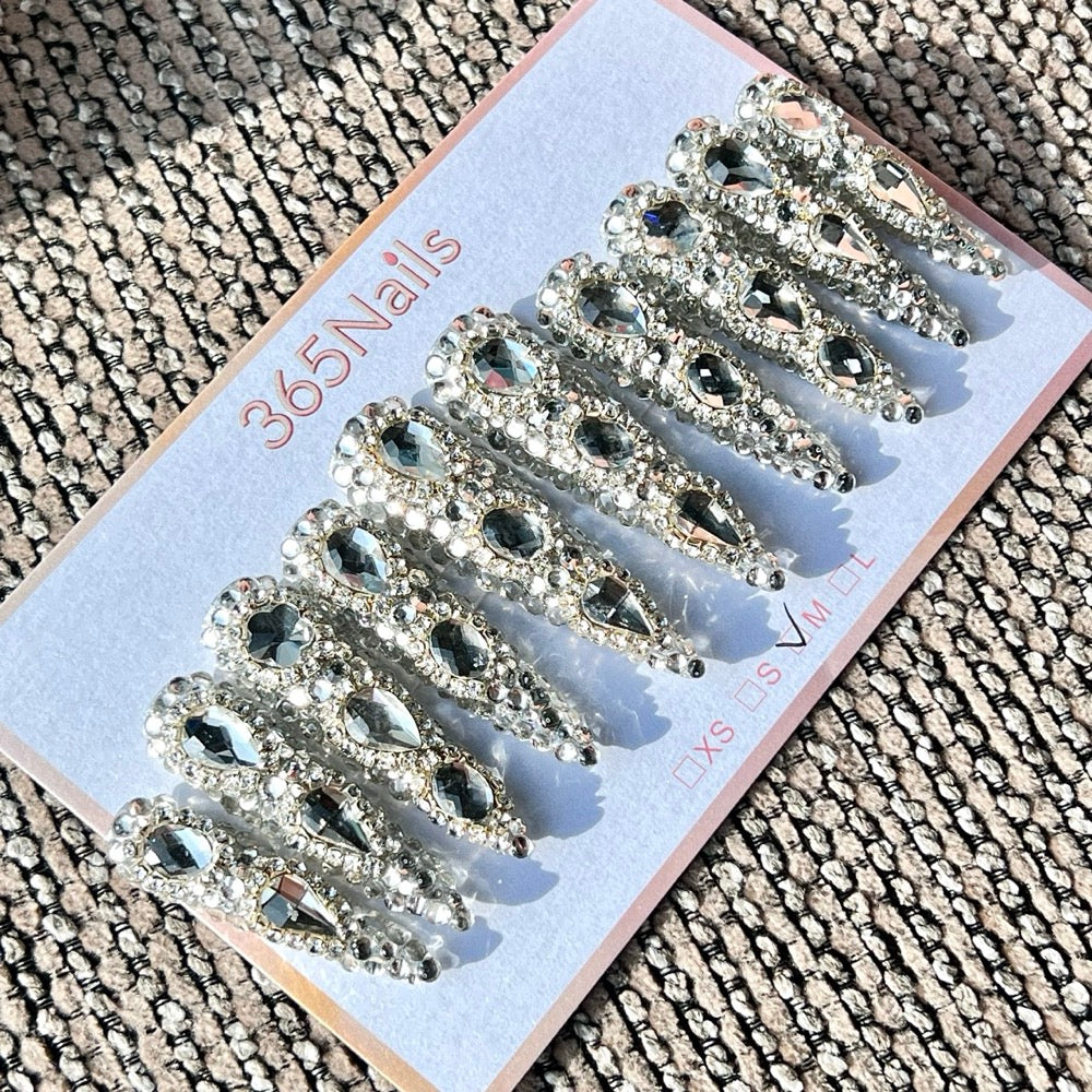 365nails: "Silver Rhinestone Luxury" – Handmade Long Stiletto Press-On Nails