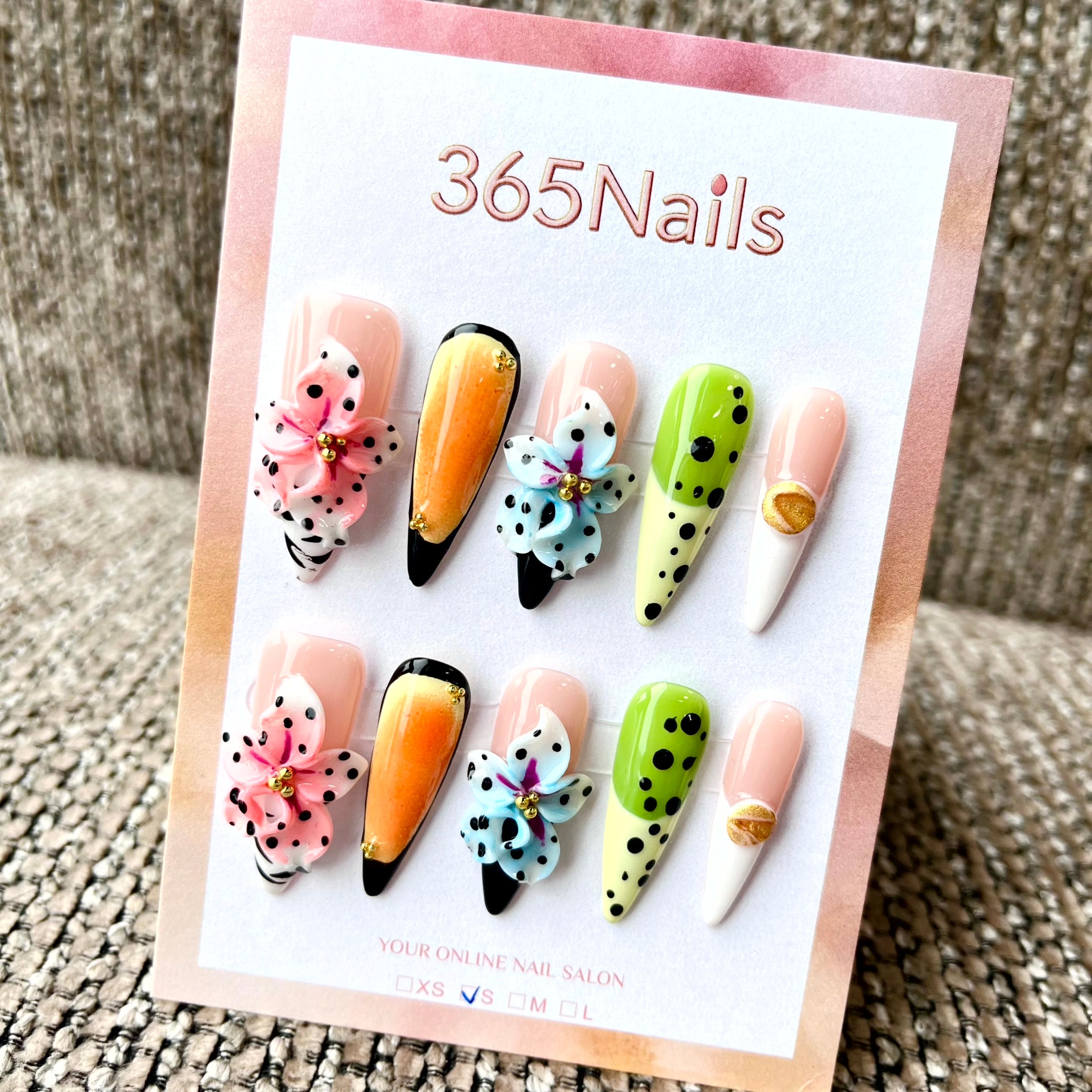 Tropical Bloom: "Dalmatian Lily" – Long Stiletto Press-on Nails