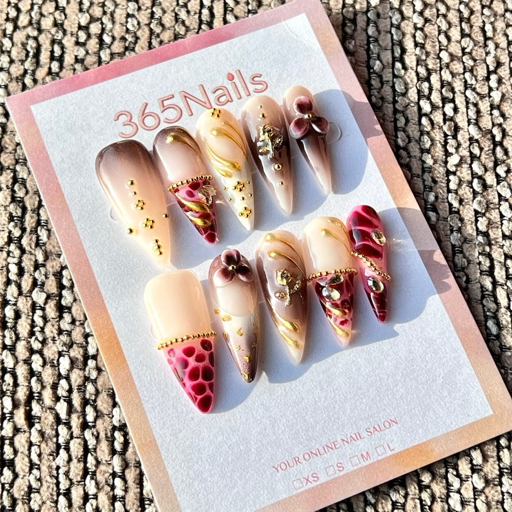 365nails: "Nude Brown Gold" – Handmade Medium Stiletto Press-On Nails