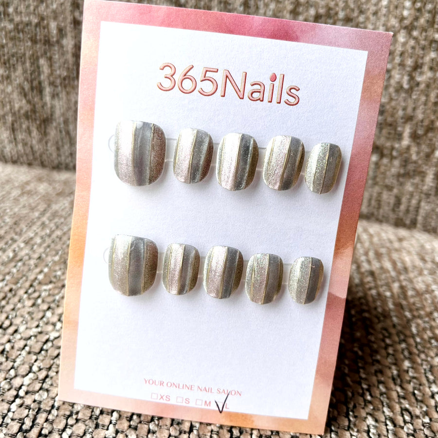 365nails: "Liquid Metal" – Shimmering Striped Handmade Short Square Nails