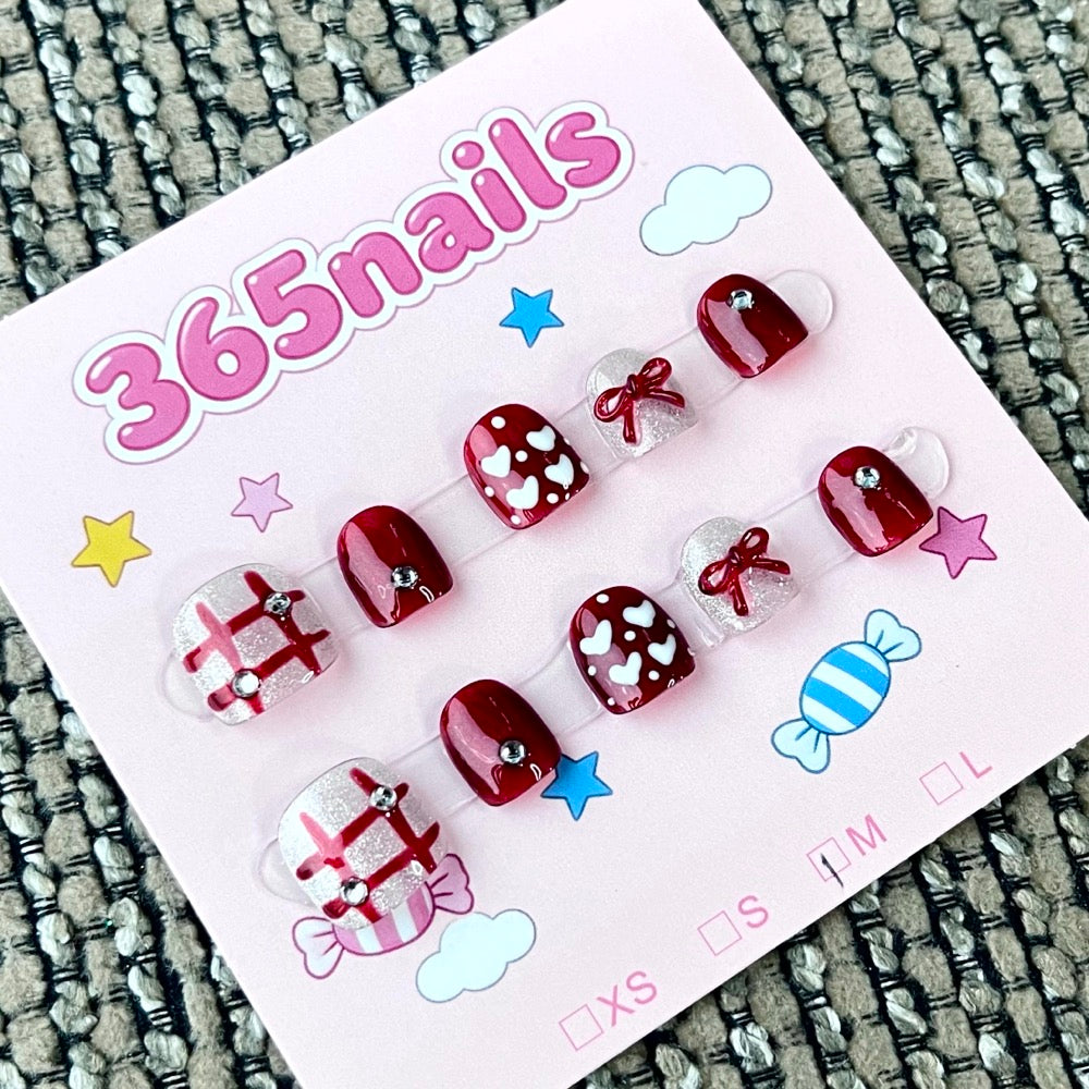 365nails: "Ruby Heart Plaid" – 3D Bow & Hand-Painted Short Square Nails