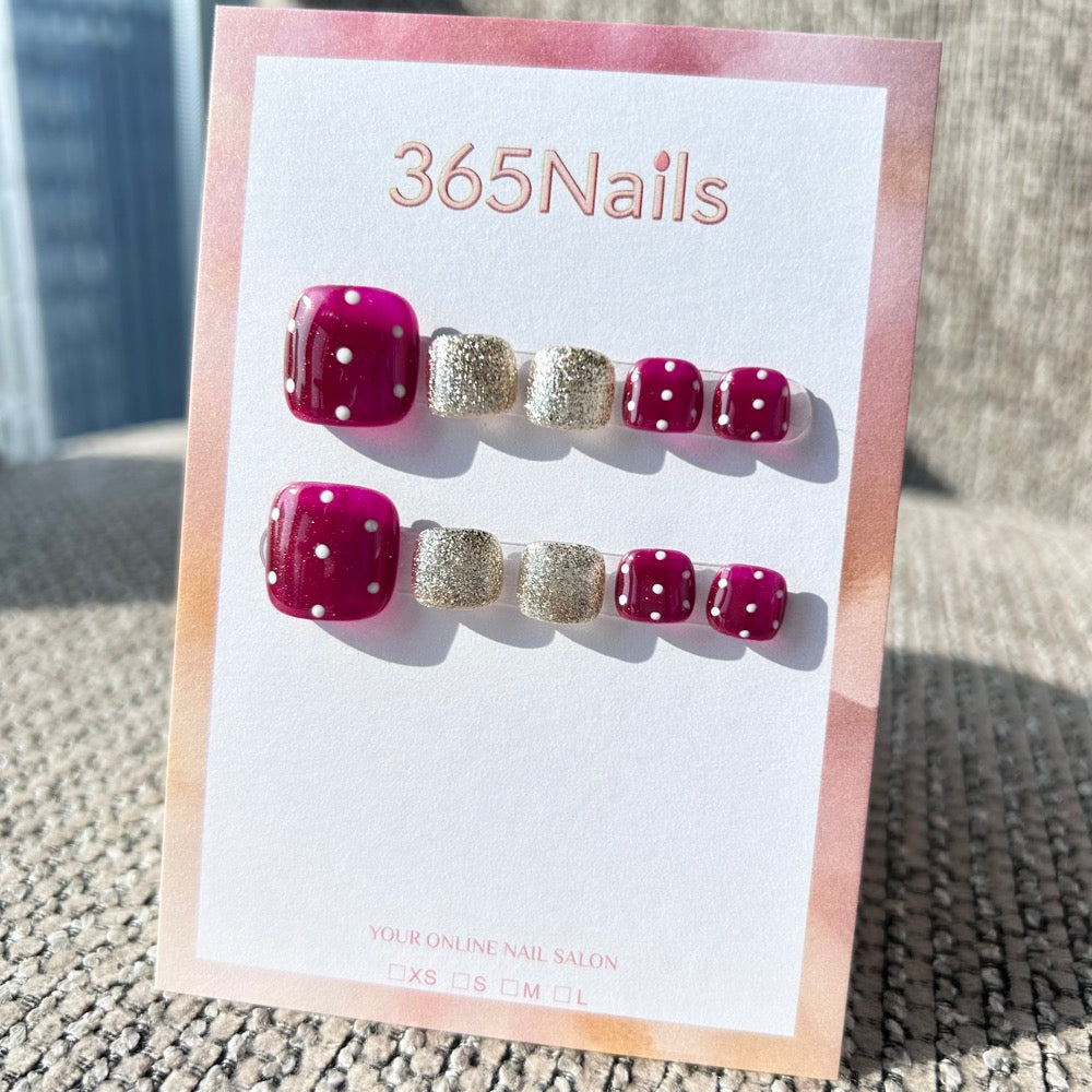 365nails: 復古莓果波點 – 手工製腳趾穿戴甲