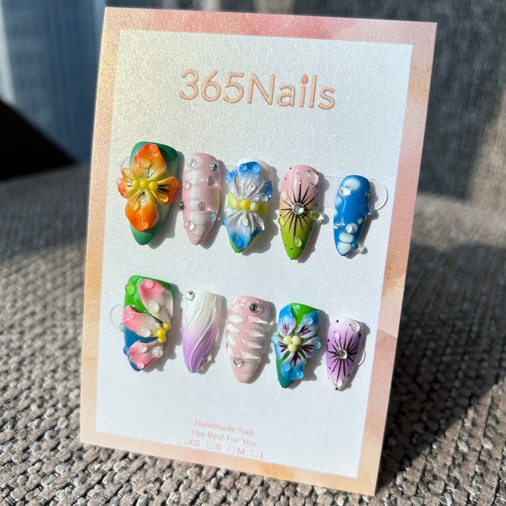 Unhas Postiças Artesanais 3D Florais Tropicais Y2K | Efeito Aura Estrelado e Textura Canelada | Stiletto Curto
