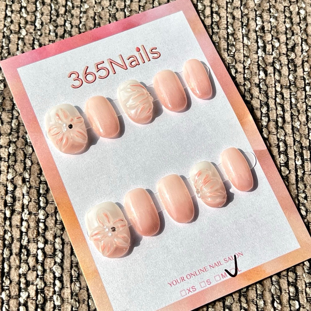 365nails: «Blush Fleur de cerisier» – ongles press-on ovales courts à décor floral 3D, fait main