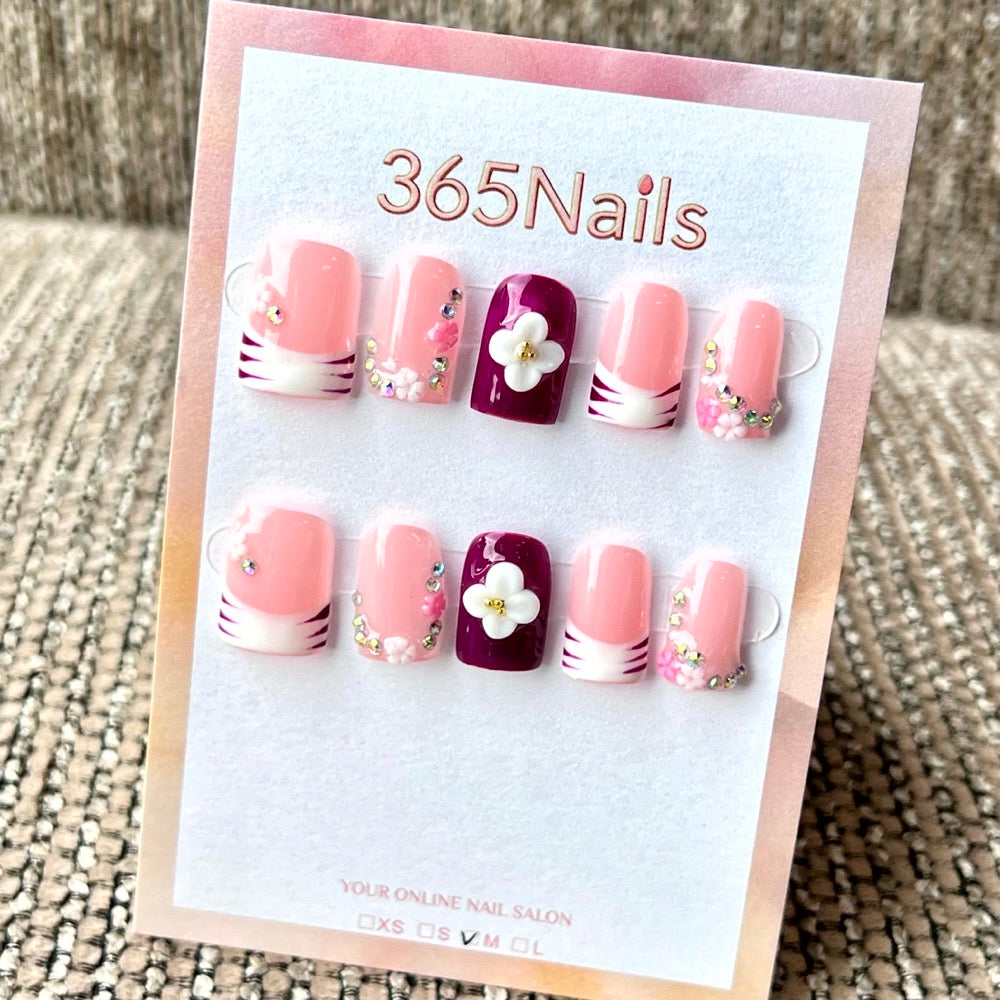 « Floral rose et violet avec strass » — vente en gros — faux ongles ultra-doux, ajustement flexible, faits main (MOQ=100)