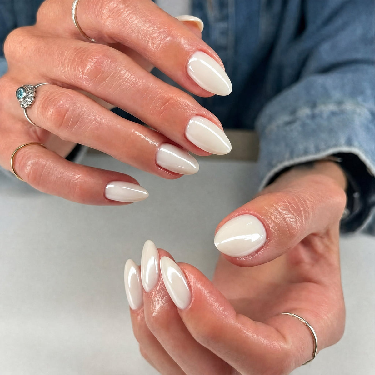 French Animal Print Glossy Brown Almond Short Press On Nails – Design 3
