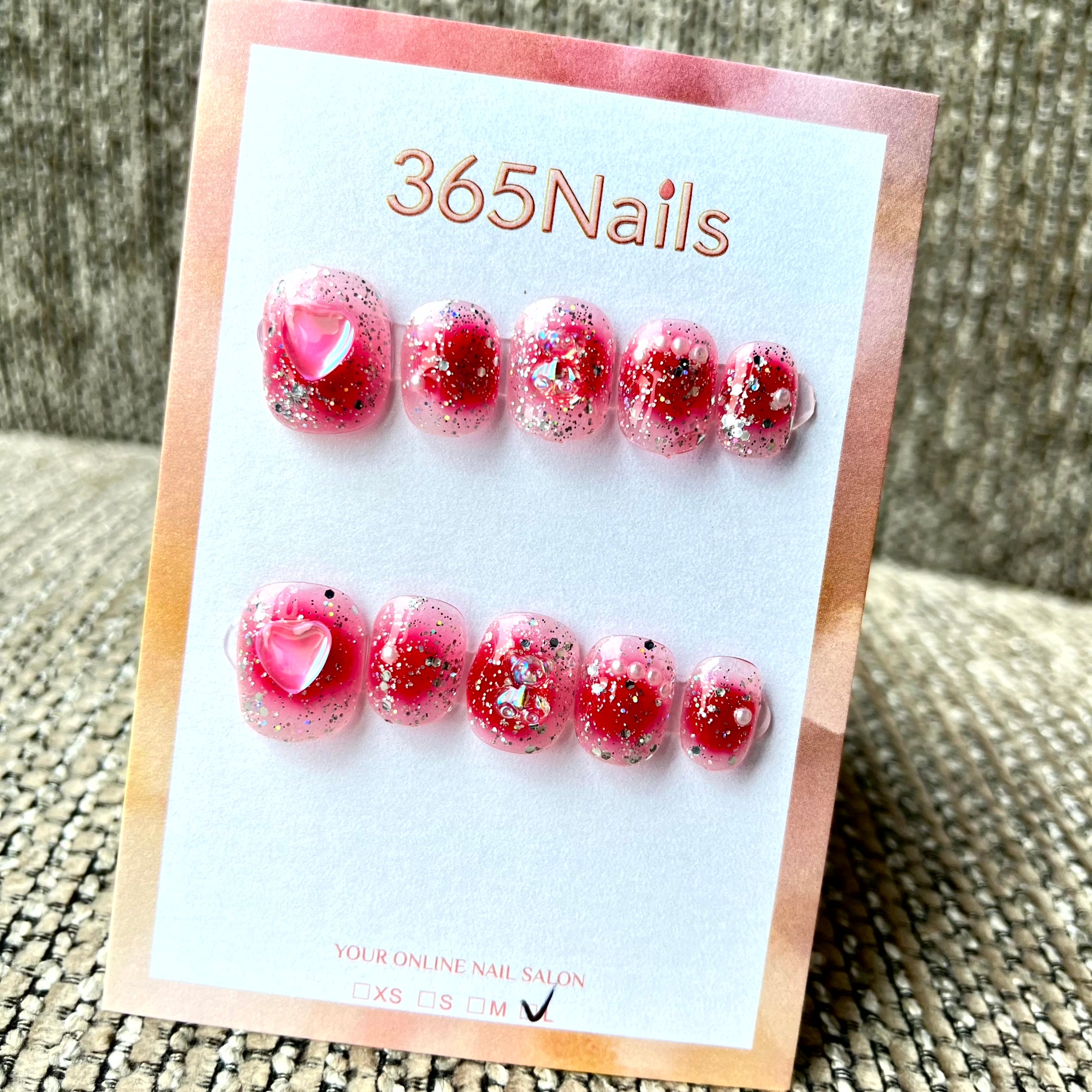 365nails: "Strawberry Sparkle" – 3D Clear Bear & Glitter Jelly Handmade Squoval Nails