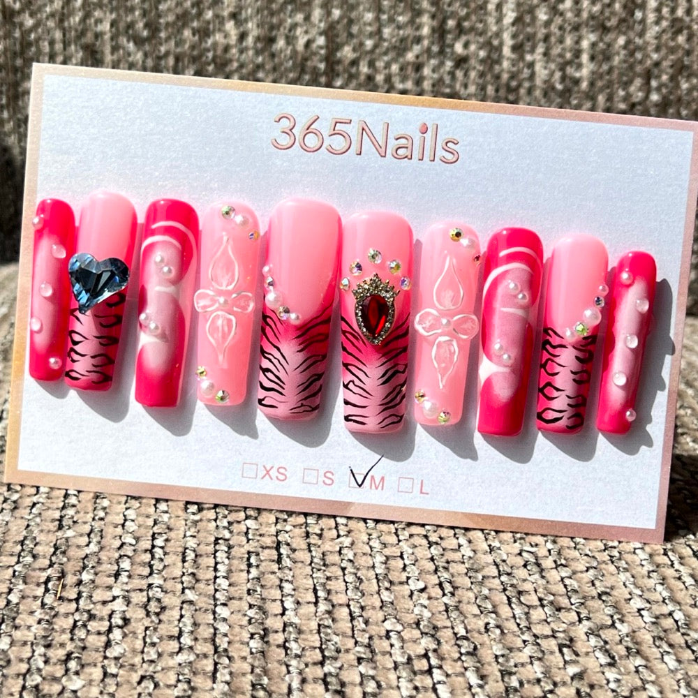 365nails: "Cœur sauvage" — bijou 3D et imprimé animal, ongles forme coffin faits main