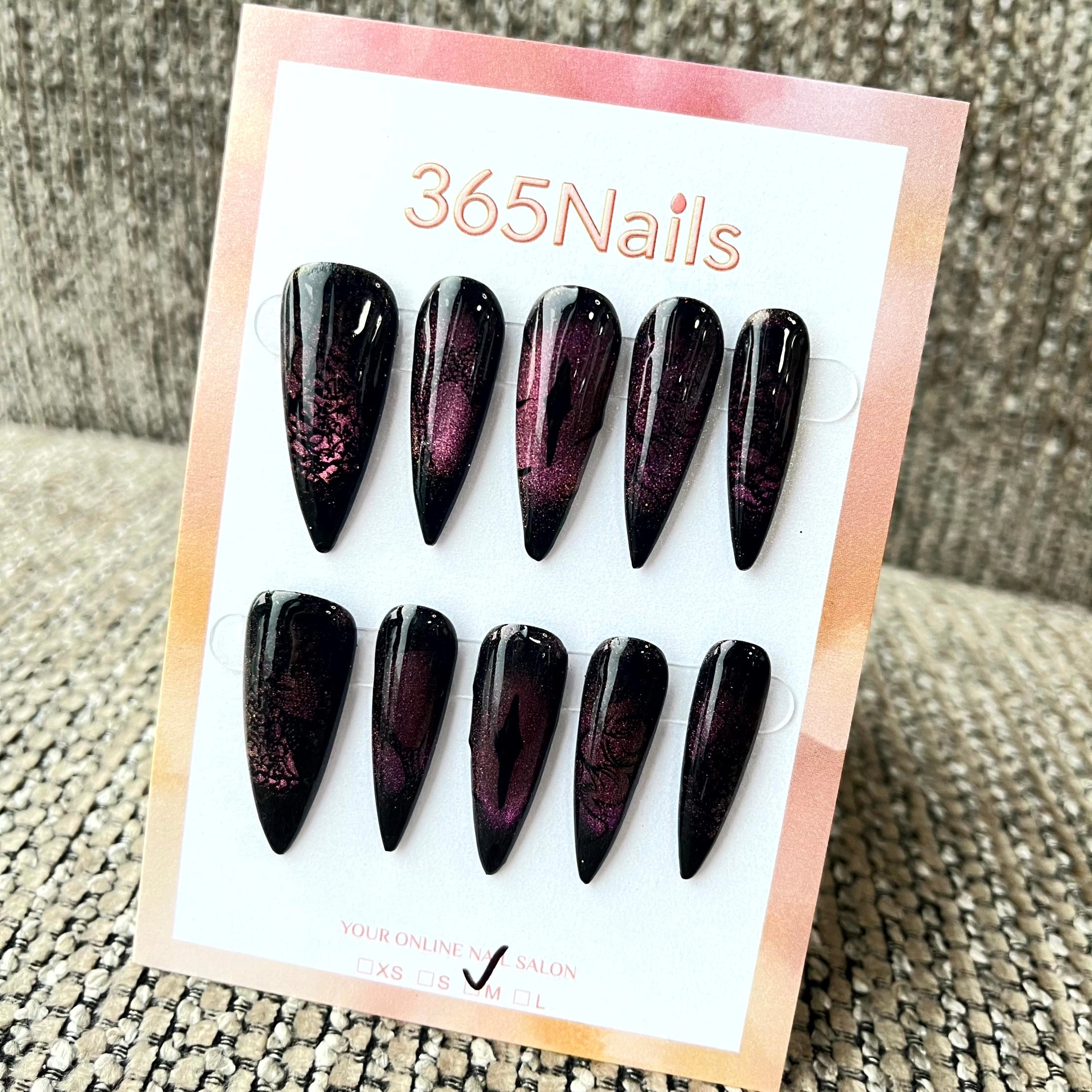 Noir Bloom: "Amethyst Shadow" – Long Stiletto Press-on Nails