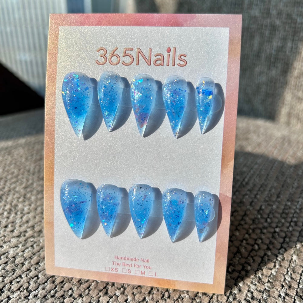 Cute Dragon Claw Short Press On Nails Collection｜Aurora Crushed Ice / Blush Ombre