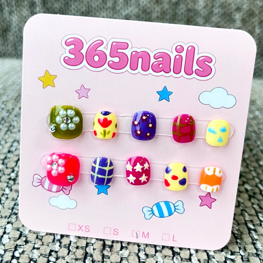 365nails: "Garden Party" – 3D Floral Handmade Short Square Nails