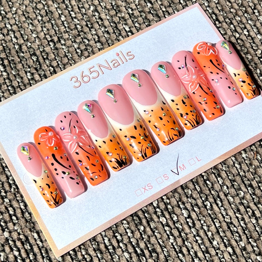 365nails: 사막의 꽃 – 3D 나비 장식 & 레오파드 프린트 수제 롱 코핀형 프레스온 네일
