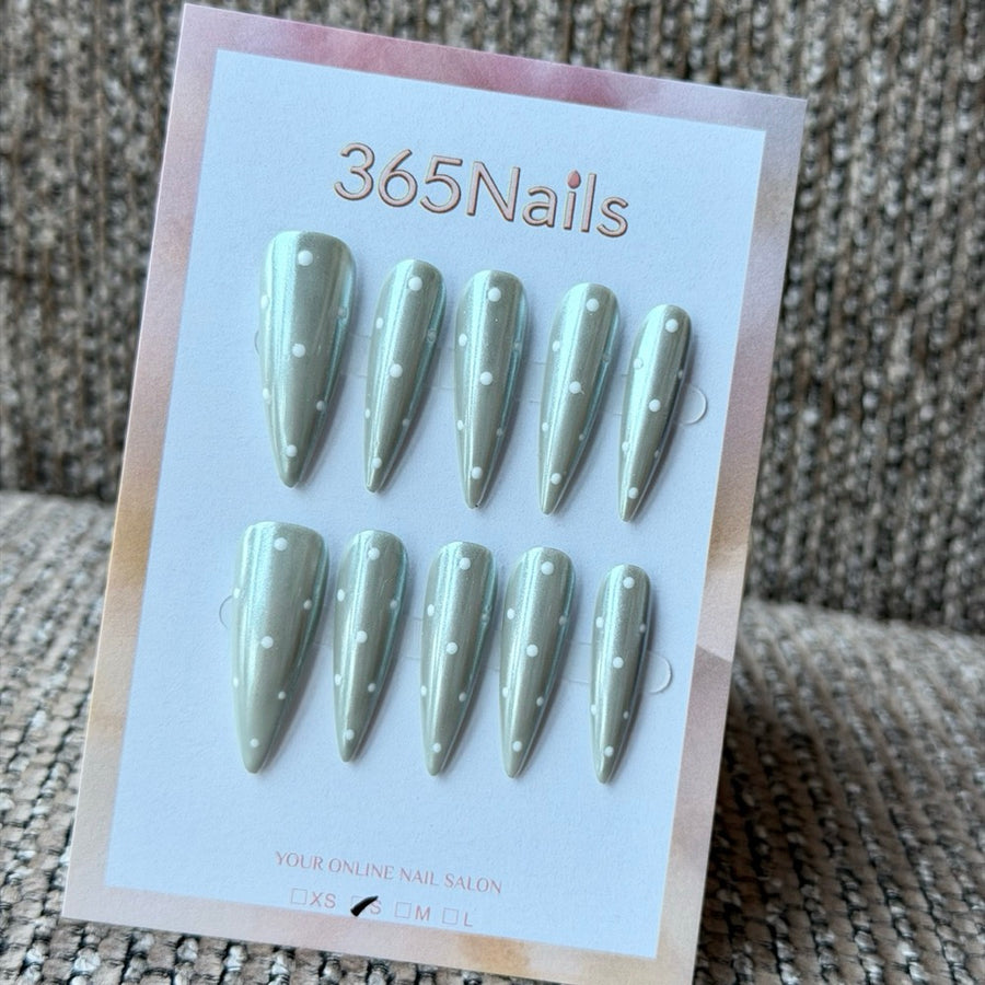 Sage Green Pearl Dot Cat-Eye Handmade Press-On Nails