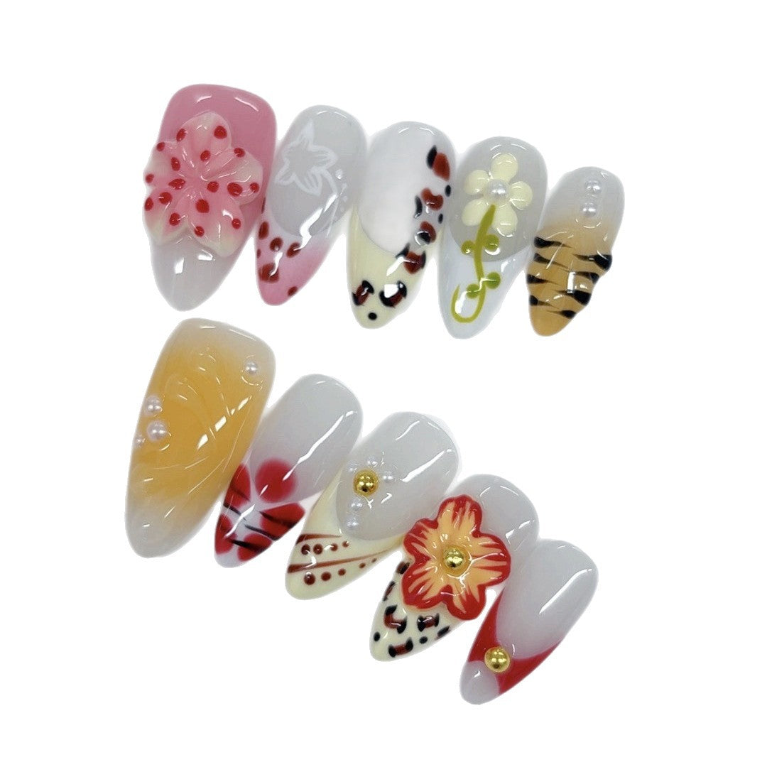 Jardin féerique : « Fleur et Bourdon » – Ongles press-on faits main amande mi-longs