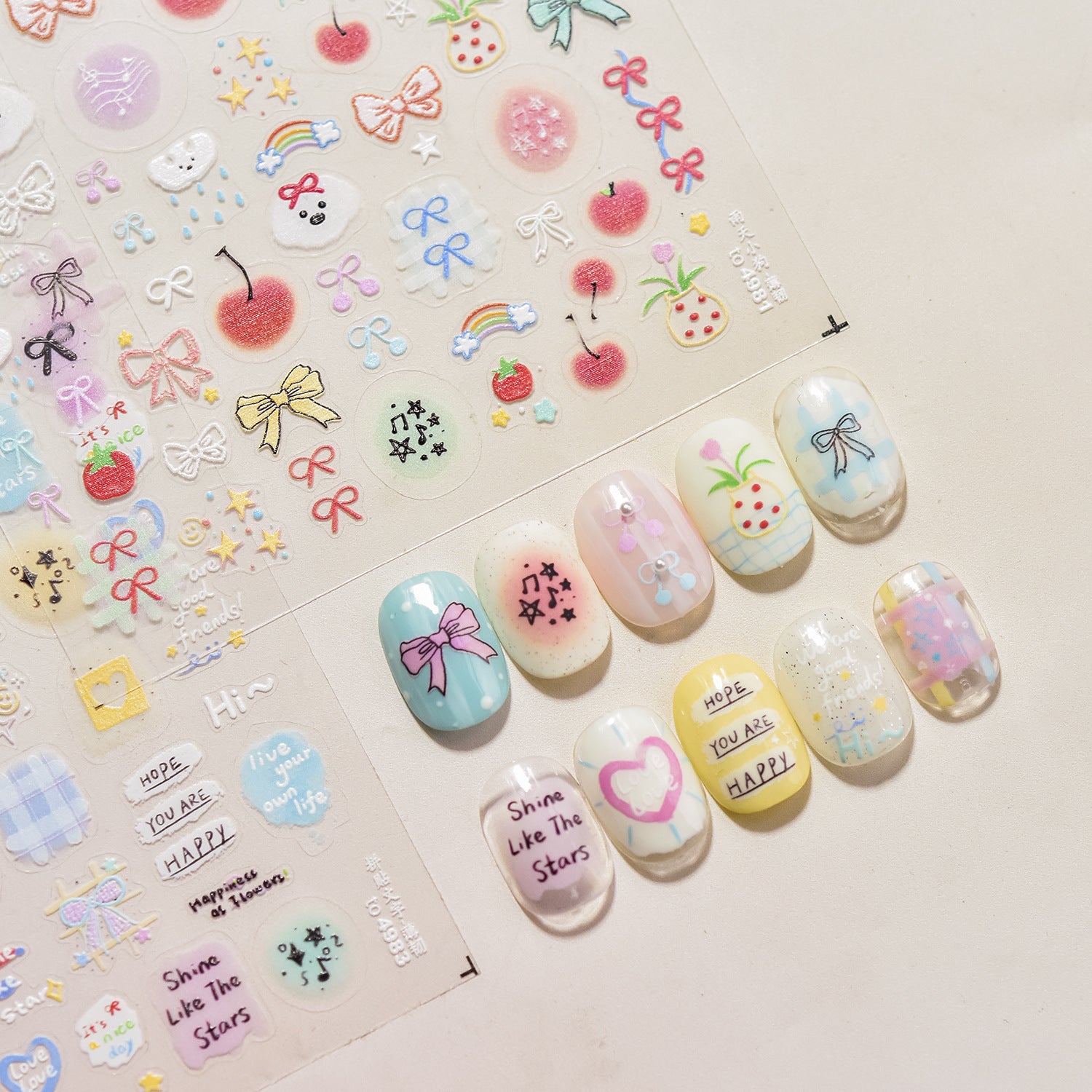 Coleção Coração Xadrez Doce: "Xadrez & Coração Kawaii" – Adesivo de Unha 3D em Relevo