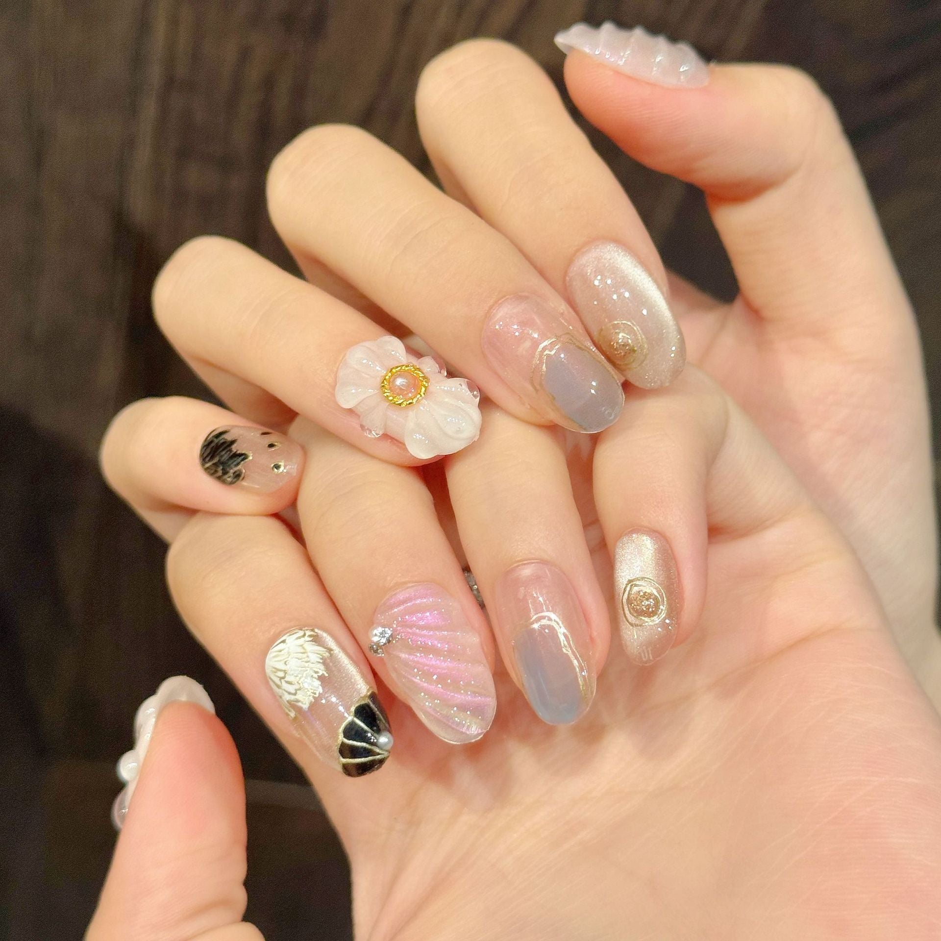 365nails: "Gentle Breeze" – 3D Floral & Abstract Handmade Medium Almond Nails