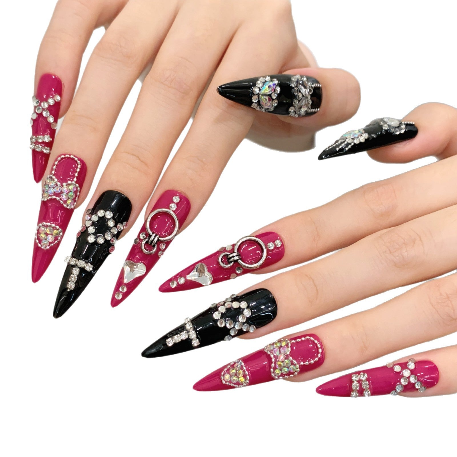 365nails: "反叛之心" – 3D水鑽與金屬吊飾 手工製 長款 尖形 穿戴甲