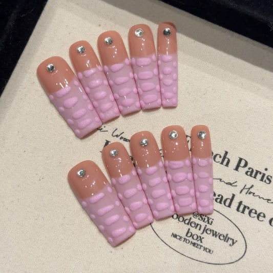 hand-painted French three-dimensional crocodile pattern texture Barbie pink bright summer girl nails | 365nails