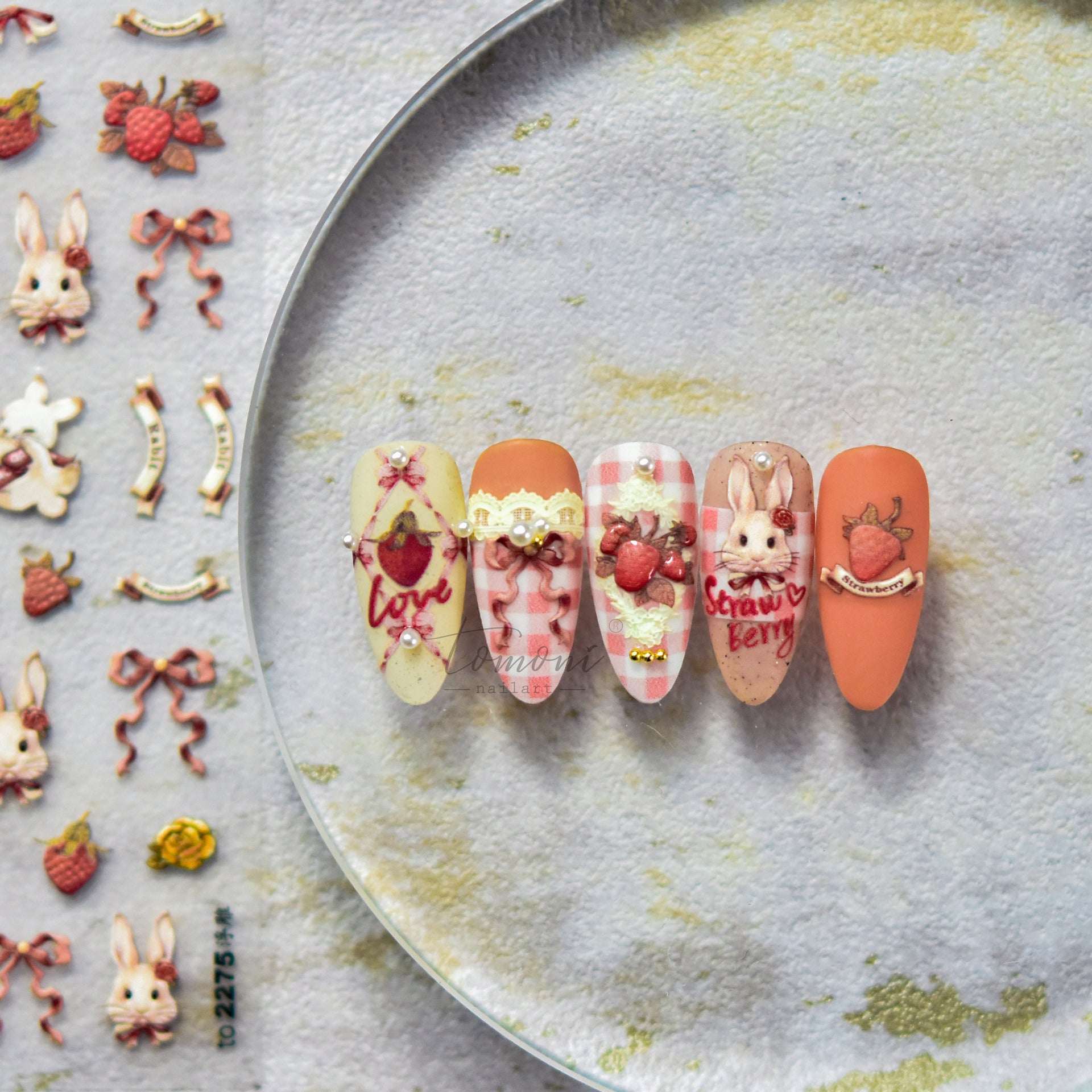 365nails: "Nœud à Carreaux Fraise Sucrée" – Autocollants pour ongles