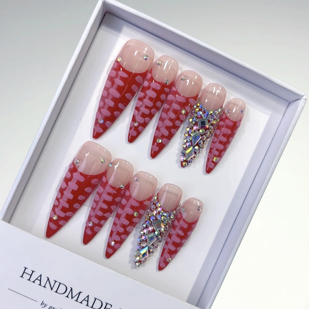 Ruby Ripple: « Vague glamour » – Ongles press-on stiletto longs